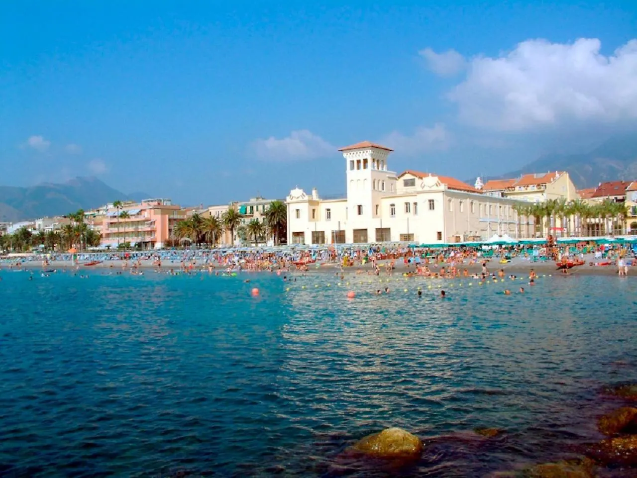 Hotel Atlantic location
